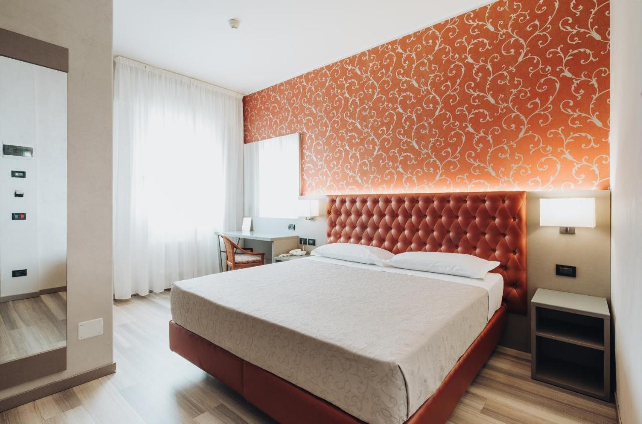 Hotel Alan Anzola dell'Emilia Extérieur photo