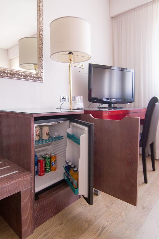 Hotel Alan Anzola dell'Emilia Extérieur photo