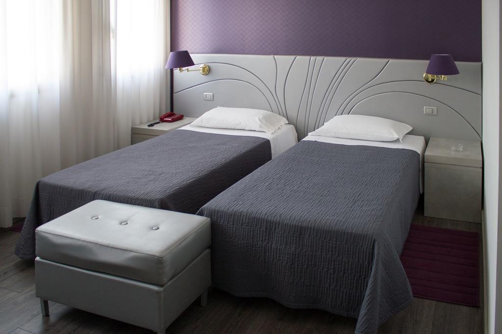 Hotel Alan Anzola dell'Emilia Extérieur photo