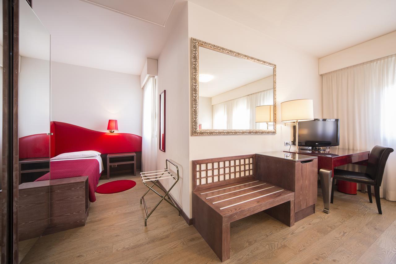 Hotel Alan Anzola dell'Emilia Extérieur photo